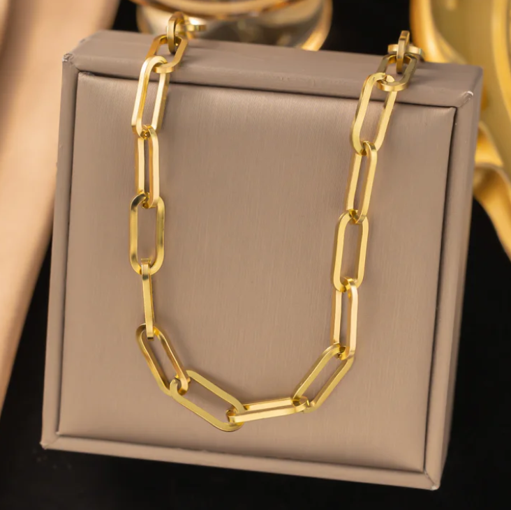 Collar Pilar
